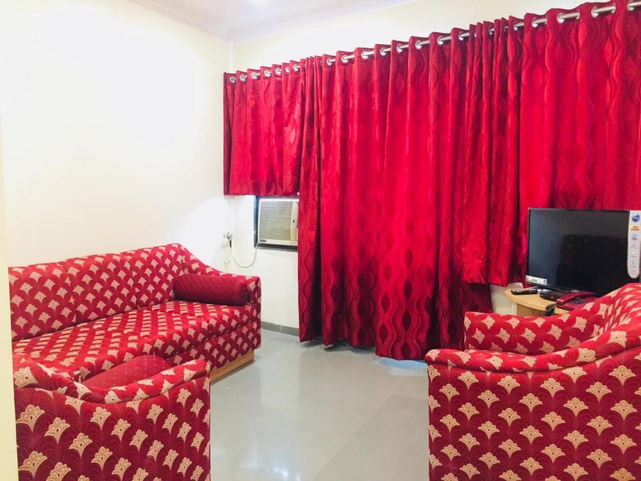 Hotel New Uttam Hira Palace Nashik Exterior foto